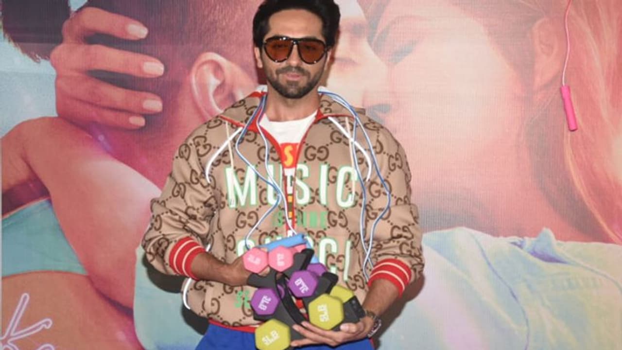 এক সঙ্গে তিনটি ঝটকা নিয়ে হাজির হচ্ছেন আয়ুষ্মান খুরানা, পর পর মুক্তি পাবে তাঁর ছবি এক সঙ্গে তিনটি ঝটকা নিয়ে হাজির হচ্ছেন আয়ুষ্মান খুরানা, পর পর মুক্তি পাবে তাঁর ছবি