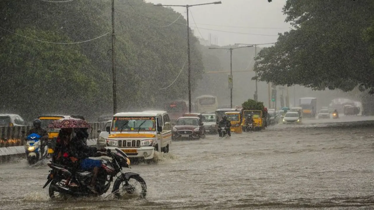 Weather Report: নিম্নচাপের জের, আজ বজ্রবিদ্যুৎ সহ বর্ষণের পূর্বভাস কলকাতা সহ দক্ষিণবঙ্গে Weather Report: নিম্নচাপের জের, আজ বজ্রবিদ্যুৎ সহ বর্ষণের পূর্বভাস কলকাতা সহ দক্ষিণবঙ্গে