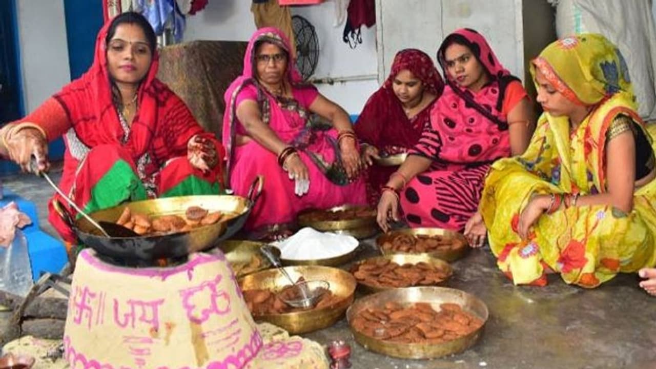 Chhath Puja 2021: आज है खरना, जानें क्या होता है खास, ना करें ये 8 गलतियां, कैसे और कब ग्रहण करें प्रसाद?
