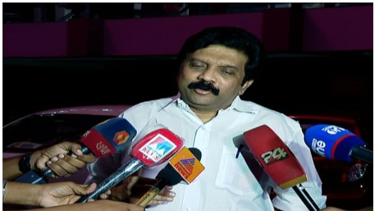 ന്യൂനപക്ഷ കോര്പ്പറേഷന് അധ്യക്ഷസ്ഥാനം മുഹമ്മദ് ഇഖ്ബാലിന്; വിവാദം ഒഴിവാക്കാന് കേരള കോണ്ഗ്രസ് എം ന്യൂനപക്ഷ കോര്പ്പറേഷന് അധ്യക്ഷസ്ഥാനം മുഹമ്മദ് ഇഖ്ബാലിന്; വിവാദം ഒഴിവാക്കാന് കേരള കോണ്ഗ്രസ് എം