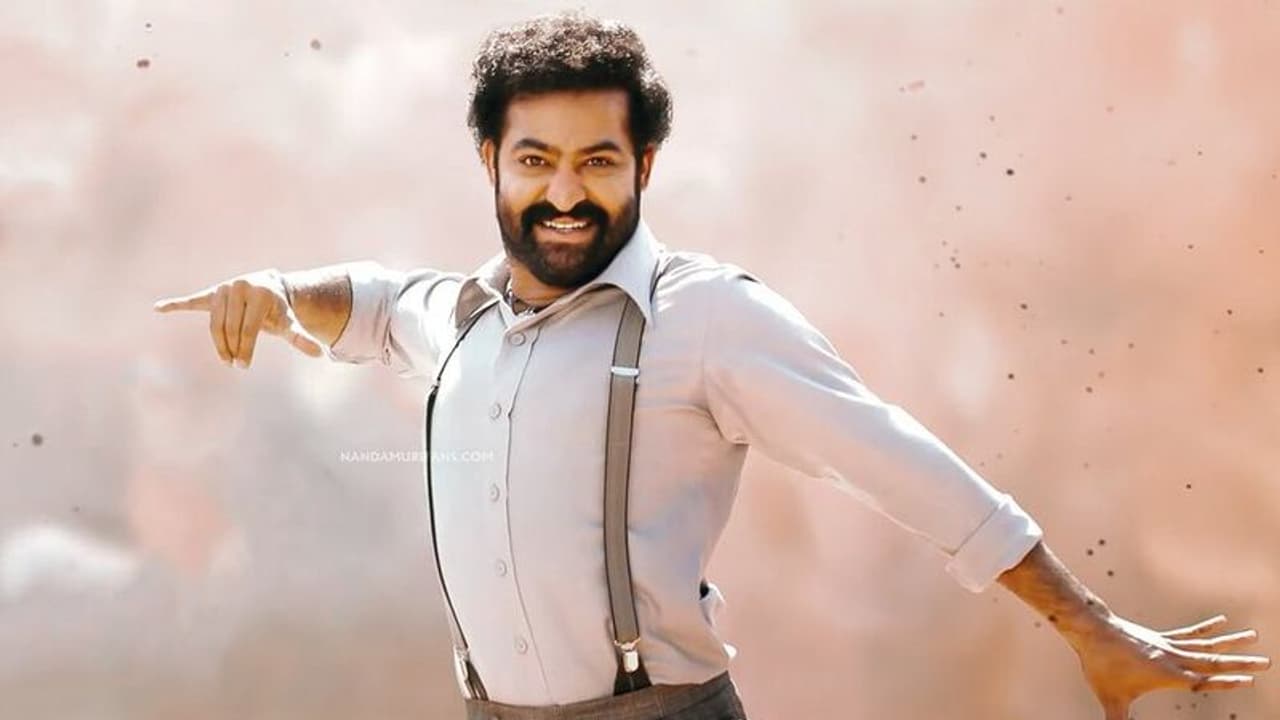 Naatu Naatu song promo: వీర నాటు ఊర నాటు... అంచనాలు పెంచేసిన ఆర్ ఆర్ ఆర్ సాంగ్ ప్రోమో Naatu Naatu song promo: వీర నాటు ఊర నాటు... అంచనాలు పెంచేసిన ఆర్ ఆర్ ఆర్ సాంగ్ ప్రోమో