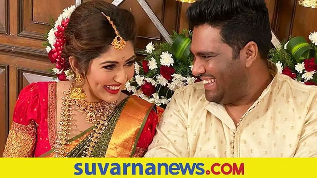 ಮದುವೆ ಪತ್ರಿಕೆ ಫೋಟೋ ಹಂಚಿಕೊಂಡ ಕಿರುತೆರೆ ನಟಿ ಪ್ರಿಯಾಂಕಾ ಚಿಂಚೋಳಿ! ಮದುವೆ ಪತ್ರಿಕೆ ಫೋಟೋ ಹಂಚಿಕೊಂಡ ಕಿರುತೆರೆ ನಟಿ ಪ್ರಿಯಾಂಕಾ ಚಿಂಚೋಳಿ!