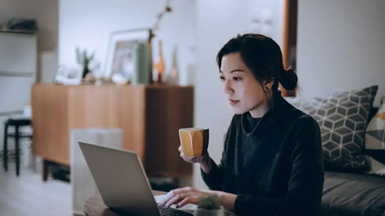 इस देश में Work From Home को लेकर बड़ा बदलाव, ऑफिस खत्म होने के बाद बॉस ने मैसेज किया तो जाएगा जेल