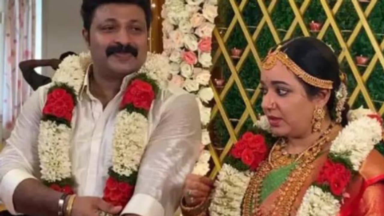 Chandra Lakshman Tosh Christy marriage|നടി ചന്ദ്ര ലക്ഷ്മണും നടൻ ടോഷ് ക്രിസ്റ്റിയും വിവാഹിതരായി Chandra Lakshman Tosh Christy marriage|നടി ചന്ദ്ര ലക്ഷ്മണും നടൻ ടോഷ് ക്രിസ്റ്റിയും വിവാഹിതരായി