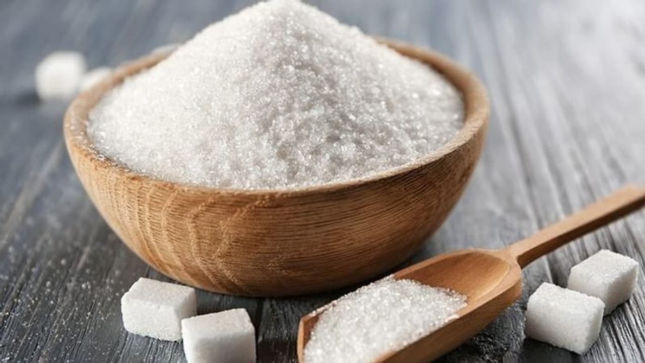 പഞ്ചസാരയില്‍ മായമുണ്ടോ? കണ്ടെത്താന്‍ വഴിയുണ്ട്; വീഡിയോ