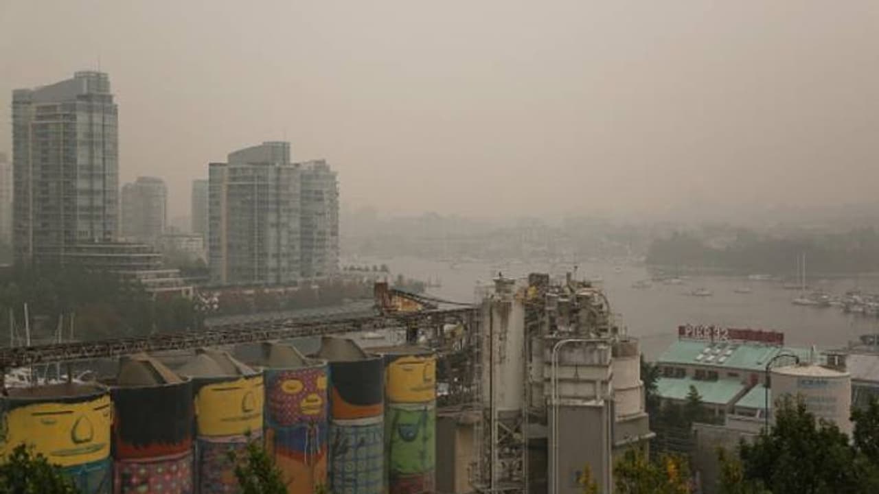 കാലാവസ്ഥാ വ്യതിയാനം ചില്ലറക്കാര്യമല്ല, ആദ്യത്തെ 'കാലാവസ്ഥാവ്യതിയാന രോഗി' കാനഡയിൽ കാലാവസ്ഥാ വ്യതിയാനം ചില്ലറക്കാര്യമല്ല, ആദ്യത്തെ 'കാലാവസ്ഥാവ്യതിയാന രോഗി' കാനഡയിൽ