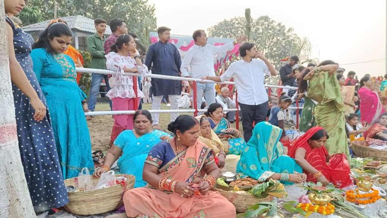 Chhath Puja 2021: द्रौपदी ने इस गांव में की थी छठ पूजा, आज भी मौजूद हैं निशान, भीम का था ससुराल.. Chhath Puja 2021: द्रौपदी ने इस गांव में की थी छठ पूजा, आज भी मौजूद हैं निशान, भीम का था ससुराल..