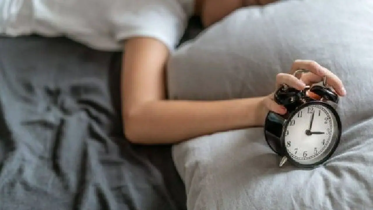 Vastu Tips: সকালে ঘুম থেকে ওঠার পর এই জিনিসগুলো দেখবেন না, সারাদিন খারাপ কাটবে