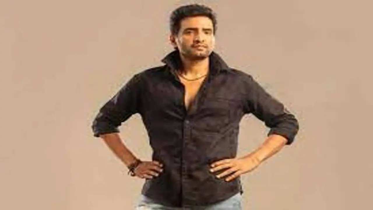 #Santhanam|தனது ஜாதிக்கு வரிந்து கட்டும் சந்தானம்.....!. படத்தில் உயர்வு தாழ்வு கூடாது என எச்சரிக்கை..