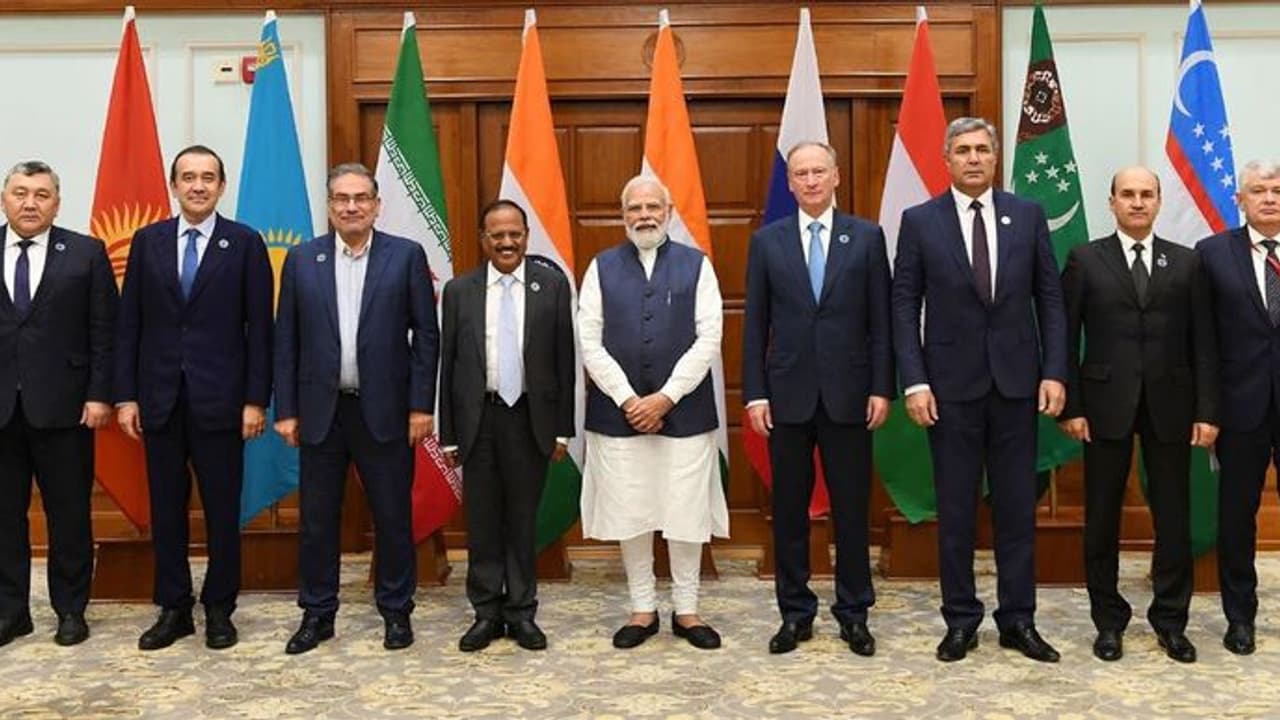 PM Modi से 8 देशों के NSA ने की मुलाकात: क्षेत्रीय सुरक्षा के लिए प्रधानमंत्री ने दिए चार सुझाव