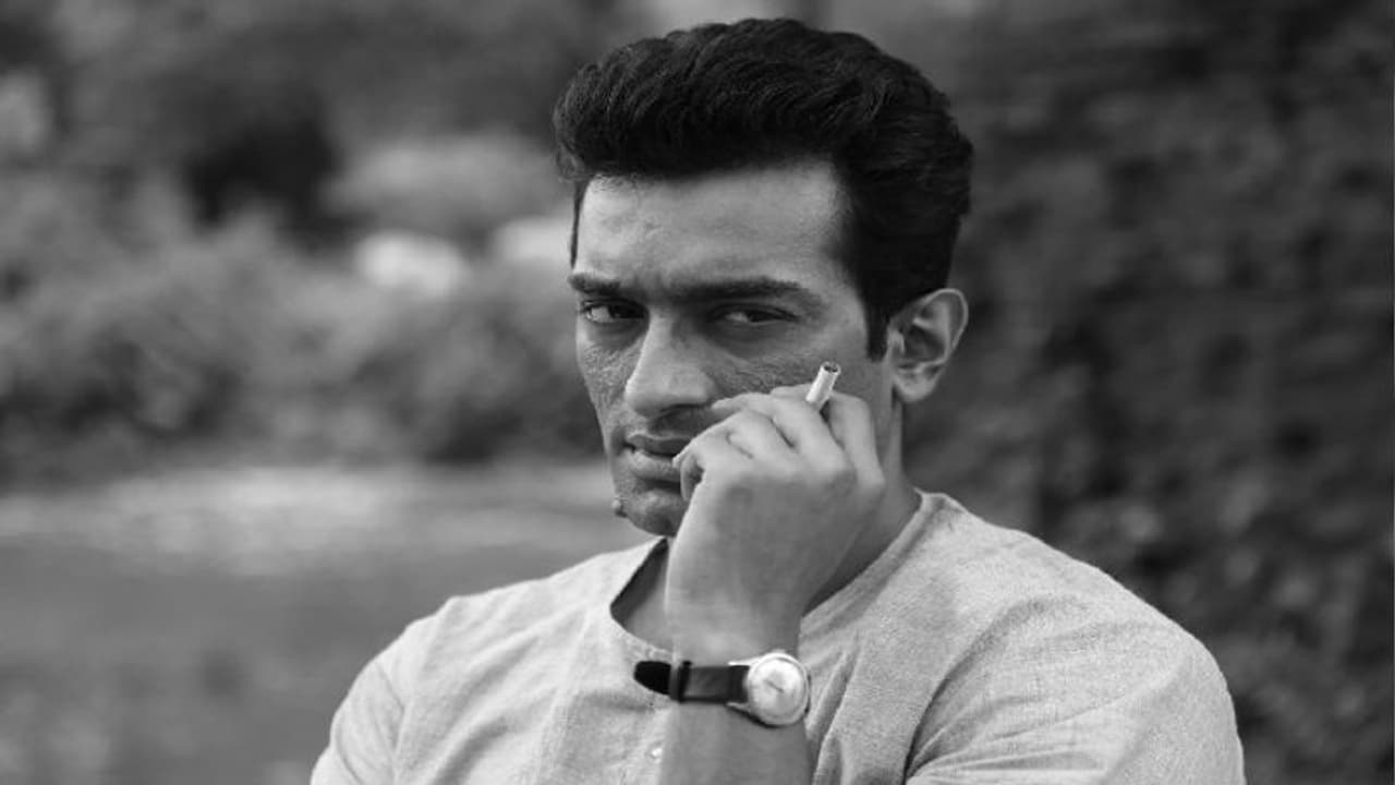 Anik Dutta On Jeetu kamal সত্যজিৎ রায় এর চরিত্রে জিতুর লুক, কী বলছেন পরিচালক অনিক দত্ত Anik Dutta On Jeetu kamal সত্যজিৎ রায় এর চরিত্রে জিতুর লুক, কী বলছেন পরিচালক অনিক দত্ত