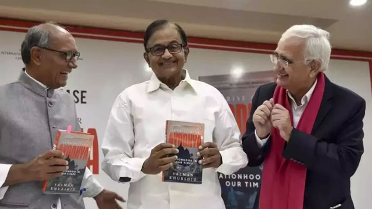 Salman Khurshid की बुक पर बवाल: चिदंबरम बोले नो वन किल्ड जेसिका, वैसे किसी ने मस्जिद नहीं तोड़ी Salman Khurshid की बुक पर बवाल: चिदंबरम बोले नो वन किल्ड जेसिका, वैसे किसी ने मस्जिद नहीं तोड़ी