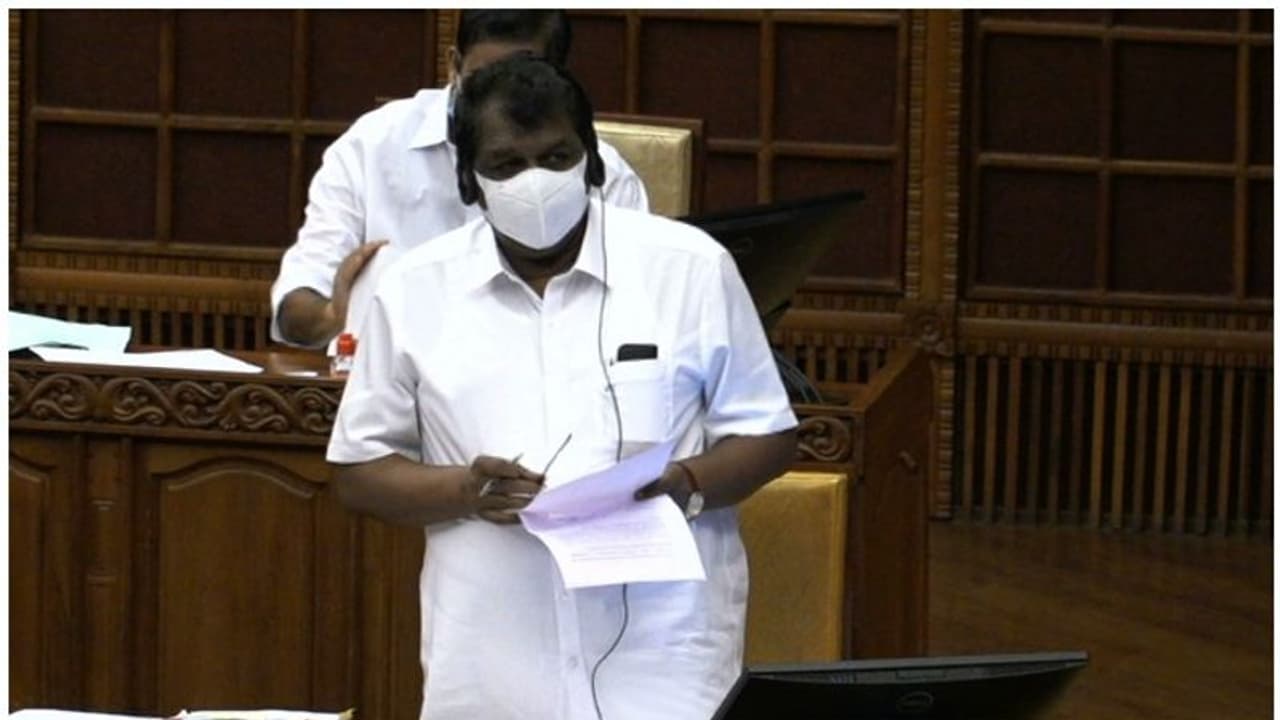 KSRTC| 'കെഎസ്ആര്ടിസി ആധുനികവല്കരണം സ്വകാര്യ പങ്കാളിത്തത്തോടെ നടപ്പാക്കും'; ഗതാഗതമന്ത്രി KSRTC| 'കെഎസ്ആര്ടിസി ആധുനികവല്കരണം സ്വകാര്യ പങ്കാളിത്തത്തോടെ നടപ്പാക്കും'; ഗതാഗതമന്ത്രി