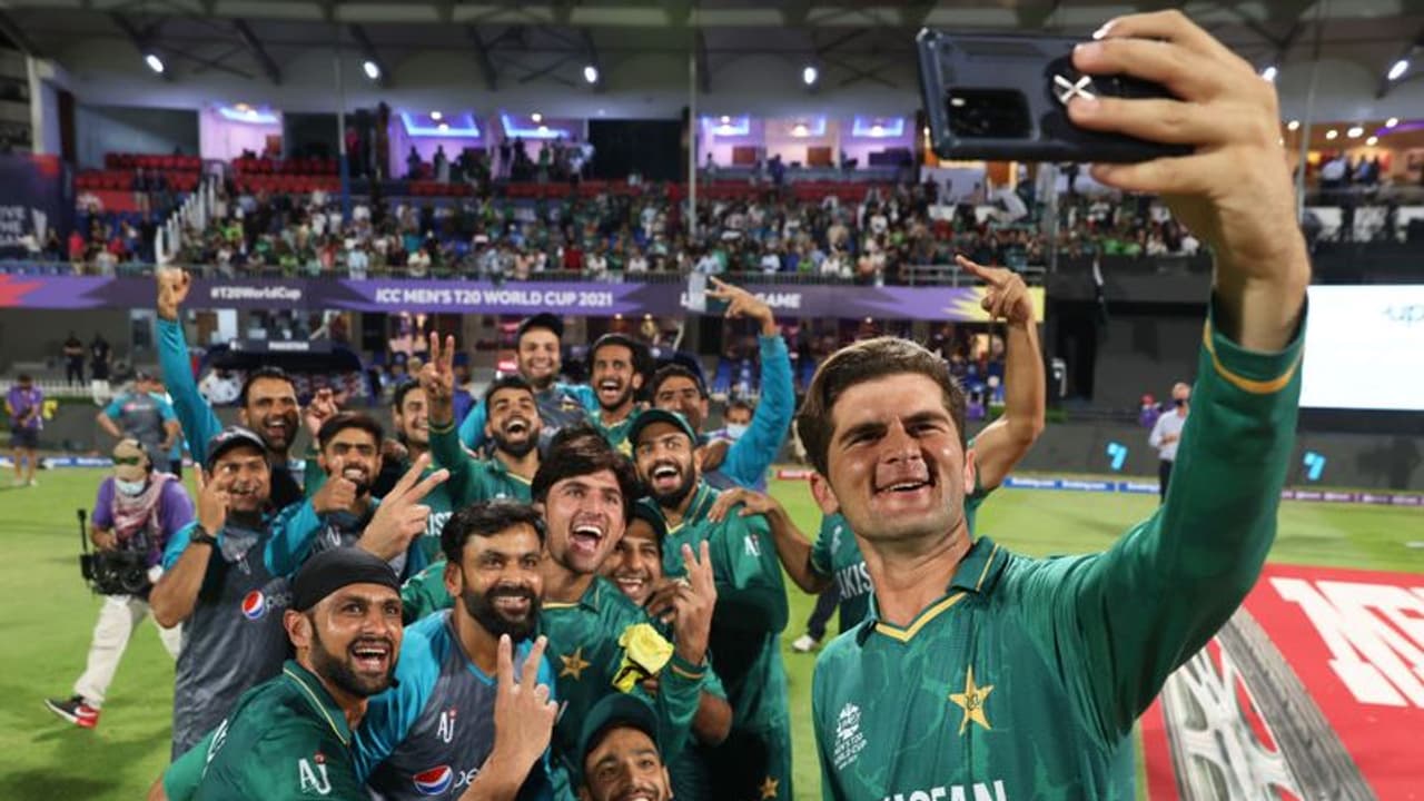 Pakistan Visa: ஒரு வழியாக பாகிஸ்தானுக்கு விடிவு காலம் பொறந்தாச்சு; விசா கிடைத்து இந்தியா வரும் பாக். டீம்!