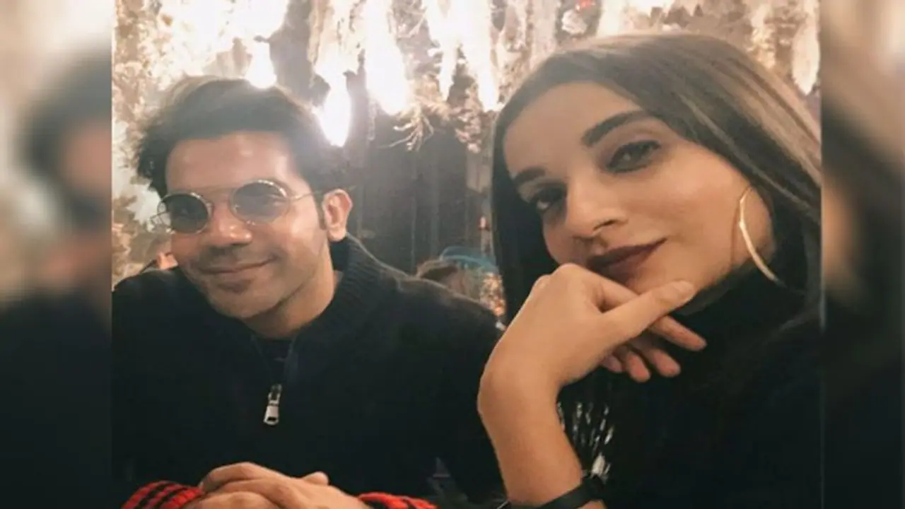 Rajkummar Rao Wedding: पत्रलेखा की बहन ने शादी के पीछे का Video किया पोस्ट, फैंस देख हुए हैरान Rajkummar Rao Wedding: पत्रलेखा की बहन ने शादी के पीछे का Video किया पोस्ट, फैंस देख हुए हैरान