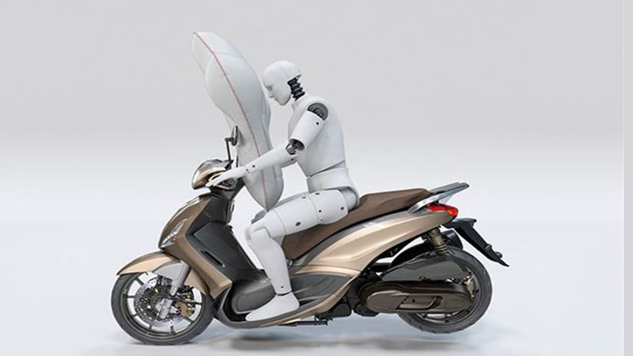 Two wheelerमें भी आएगा Airbag, देखें कैसे बचाता है Driver और Rider की जान, जींस में एयरबैग का हो चुका है Test Two wheelerमें भी आएगा Airbag, देखें कैसे बचाता है Driver और Rider की जान, जींस में एयरबैग का हो चुका है Test