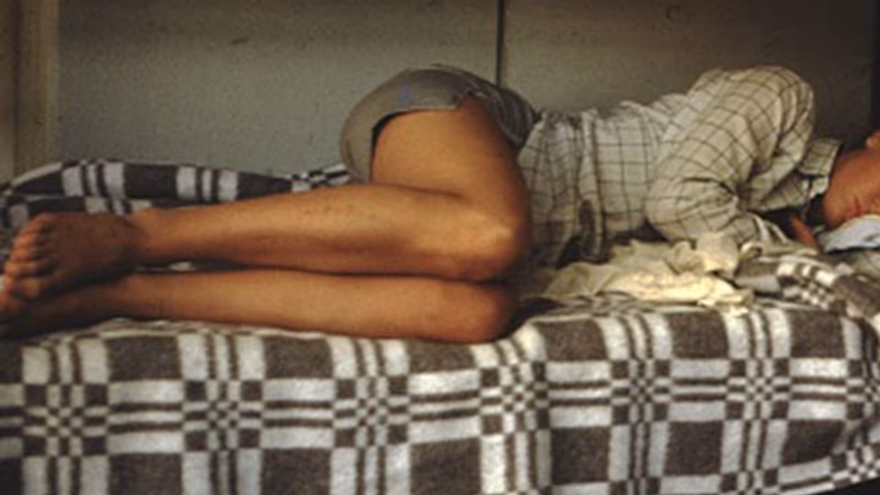 मेरी पत्नी के साथ गंदा काम मत करना...पति ने पत्नी को किसी और के साथ देखा तो उसके आशिक को लिखा लेटर मेरी पत्नी के साथ गंदा काम मत करना...पति ने पत्नी को किसी और के साथ देखा तो उसके आशिक को लिखा लेटर