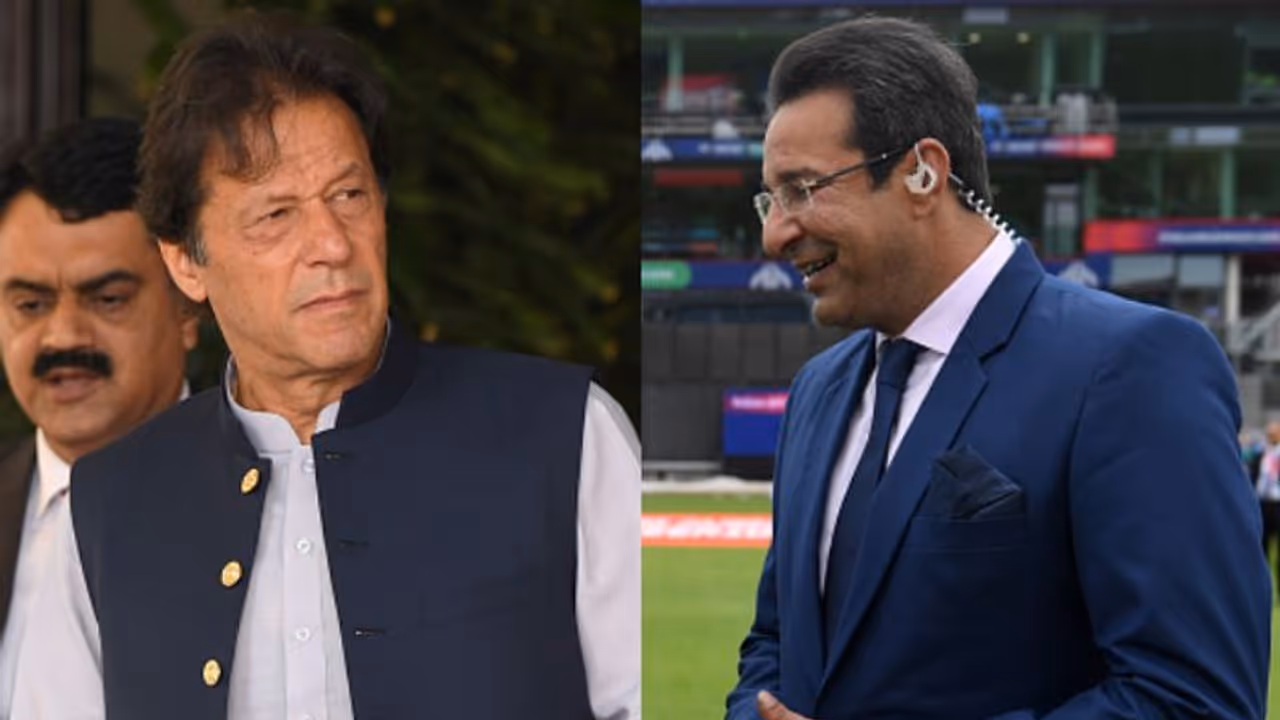 T20 WC 2021 পাকিস্তানের প্রধানমন্ত্রীর নকল করে দেখালেন ওয়াসিম আক্রম, মুহূর্তে ভাইরাল ভিডিও T20 WC 2021 পাকিস্তানের প্রধানমন্ত্রীর নকল করে দেখালেন ওয়াসিম আক্রম, মুহূর্তে ভাইরাল ভিডিও