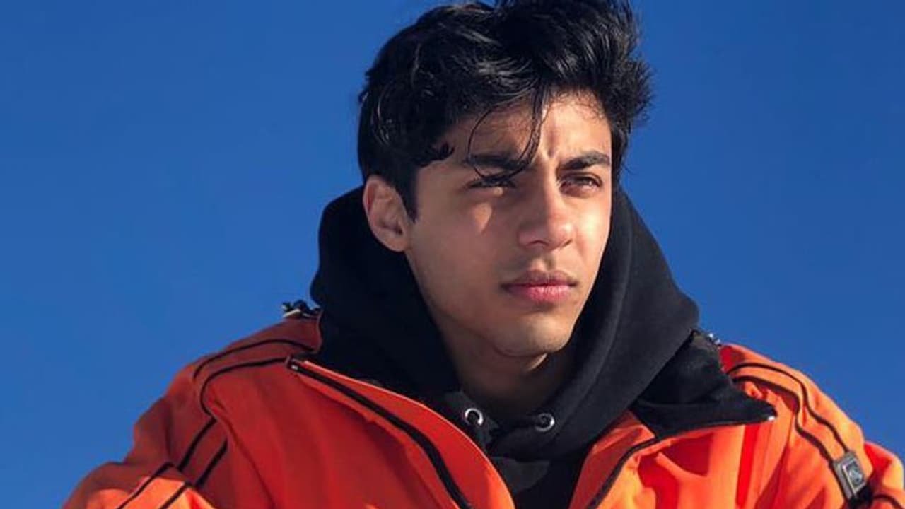 Aryan Khan : മാധ്യമ വിചാരണയ്ക്ക് ഇരയാവുന്നു; എന്സിബി ഓഫീസില് ഹാജരാവുന്നതില് ഇളവ് തേടി ആര്യന് ഖാന് Aryan Khan : മാധ്യമ വിചാരണയ്ക്ക് ഇരയാവുന്നു; എന്സിബി ഓഫീസില് ഹാജരാവുന്നതില് ഇളവ് തേടി ആര്യന് ഖാന്