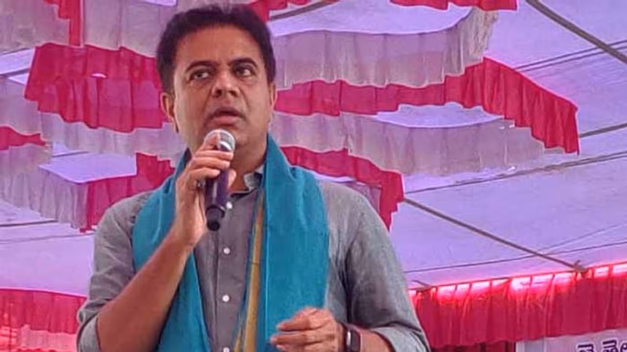 దమ్ముంటే.. నాపై కేసు పెట్టండి: కేంద్ర మంత్రి కిషన్ రెడ్డిపై కేటీఆర్ ఫైర్ దమ్ముంటే.. నాపై కేసు పెట్టండి: కేంద్ర మంత్రి కిషన్ రెడ్డిపై కేటీఆర్ ఫైర్