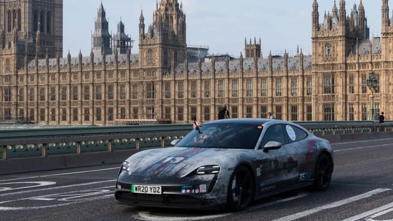 Porsche launches electric sports car Taycan in India, from price to features; know it all Porsche launches electric sports car Taycan in India, from price to features; know it all