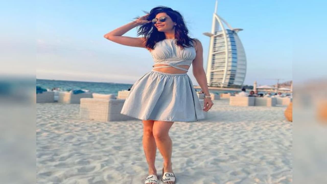 'नागिन' में अपनी अदाओं से लोगों को दीवाना बनाने वाली इस एक्ट्रेस ने कर ली सगाई, जल्द बजेगी शहनाई 'नागिन' में अपनी अदाओं से लोगों को दीवाना बनाने वाली इस एक्ट्रेस ने कर ली सगाई, जल्द बजेगी शहनाई