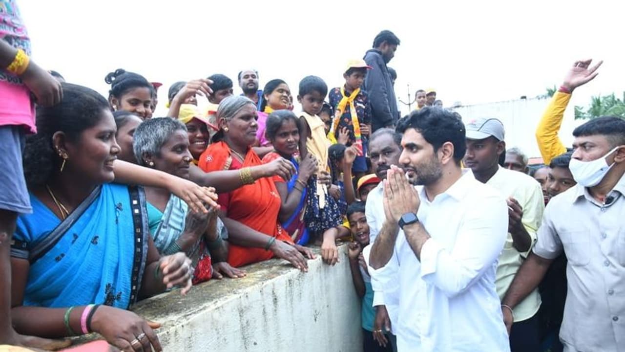 ఆయనొక గెస్ట్ లెక్చరర్.. వైసీపీ ఎమ్మెల్యే ఆర్కేపై నారా లోకేశ్ సెటైర్లు ఆయనొక గెస్ట్ లెక్చరర్.. వైసీపీ ఎమ్మెల్యే ఆర్కేపై నారా లోకేశ్ సెటైర్లు