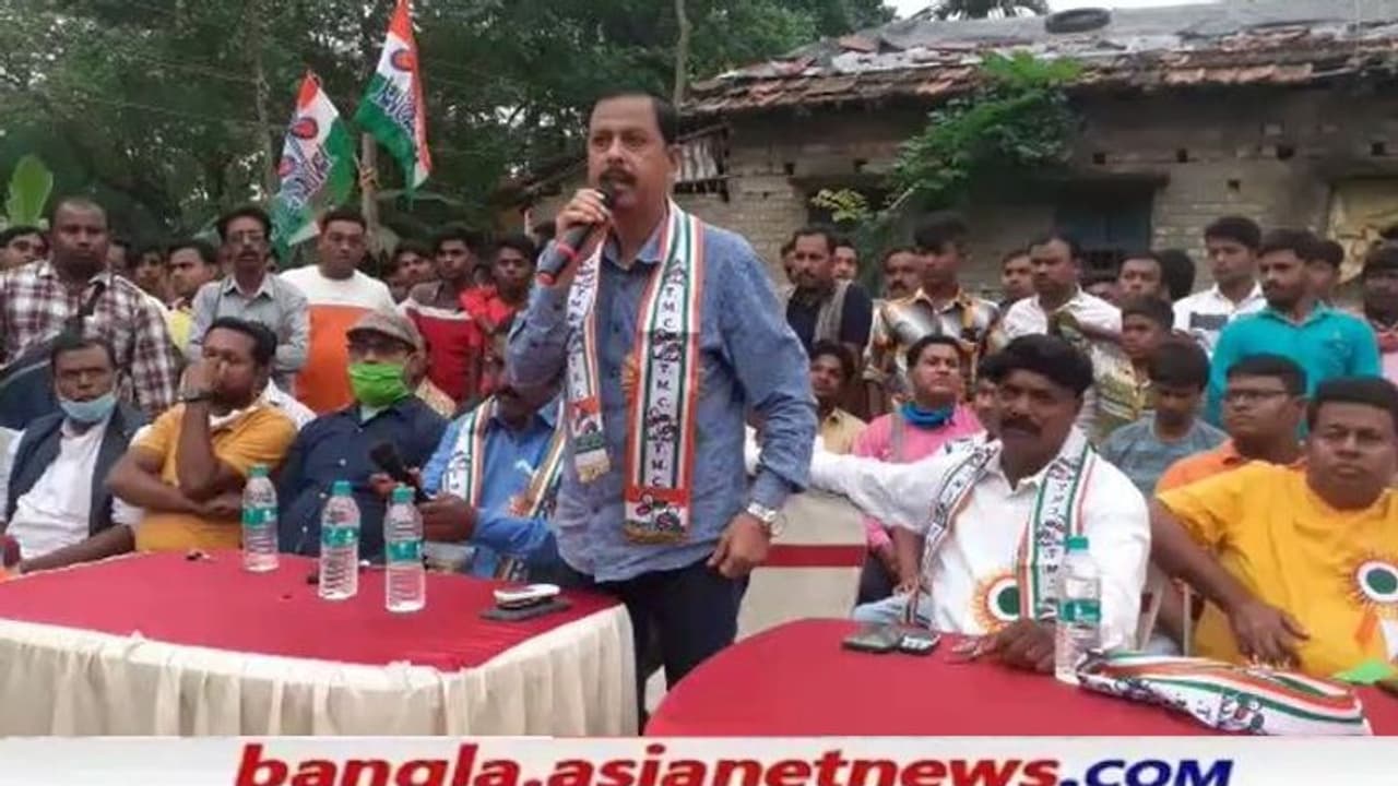 Bhangar: নওসাদের পাড়ায় আইএসএফ ছেড়ে তৃণমূলে যোগ, 'মাথা ঠাণ্ডা রাখুন', বার্তা আরাবুলের Bhangar: নওসাদের পাড়ায় আইএসএফ ছেড়ে তৃণমূলে যোগ, 'মাথা ঠাণ্ডা রাখুন', বার্তা আরাবুলের