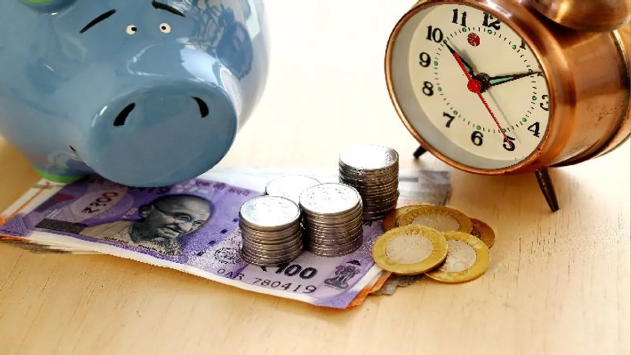 Mutual Fund: 50 साल की उम्र में रिटायरमेंट के बाद कितने रुपयों की होगी जरूरत, जानिए यहां Mutual Fund: 50 साल की उम्र में रिटायरमेंट के बाद कितने रुपयों की होगी जरूरत, जानिए यहां