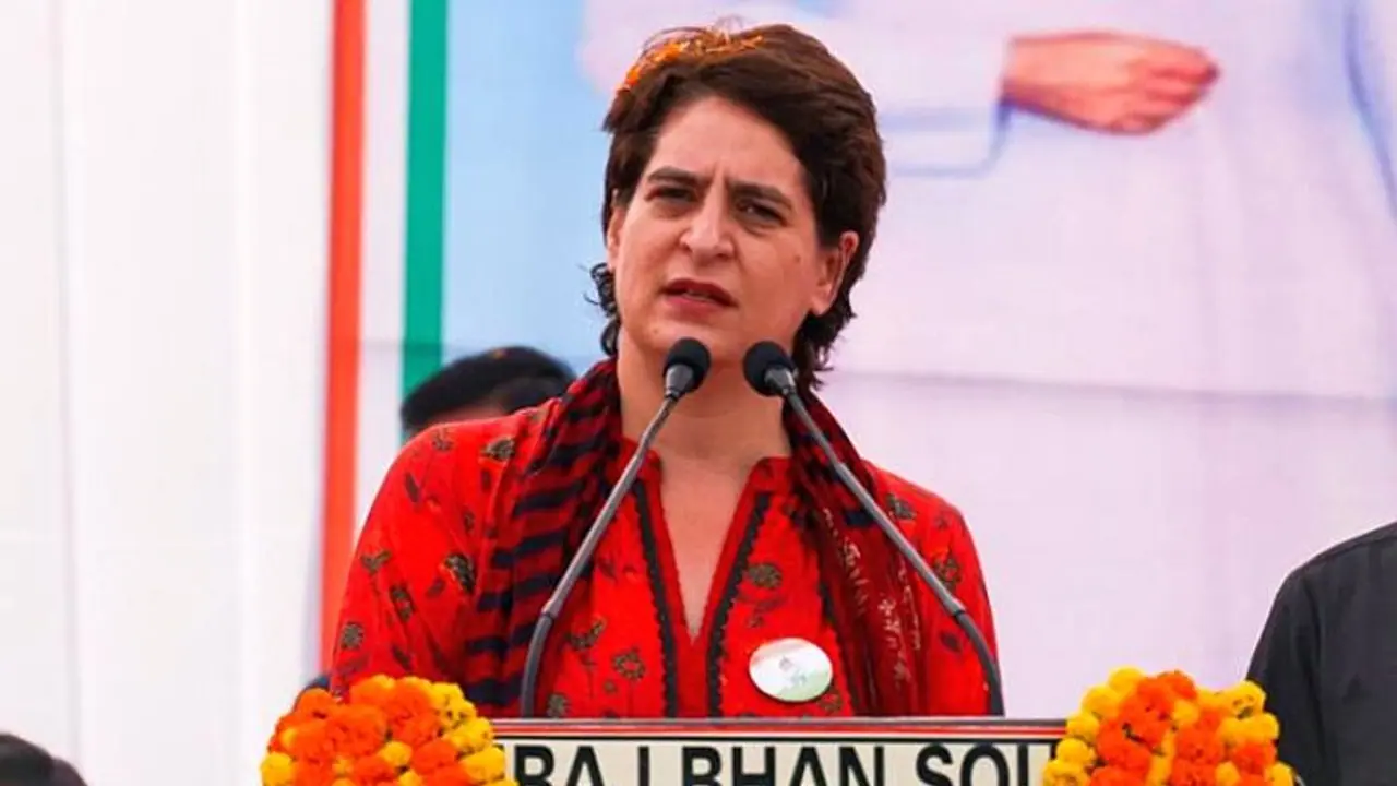 UP Election 2022: Congress to contest alone, declares Priyanka Gandhi UP Election 2022: Congress to contest alone, declares Priyanka Gandhi
