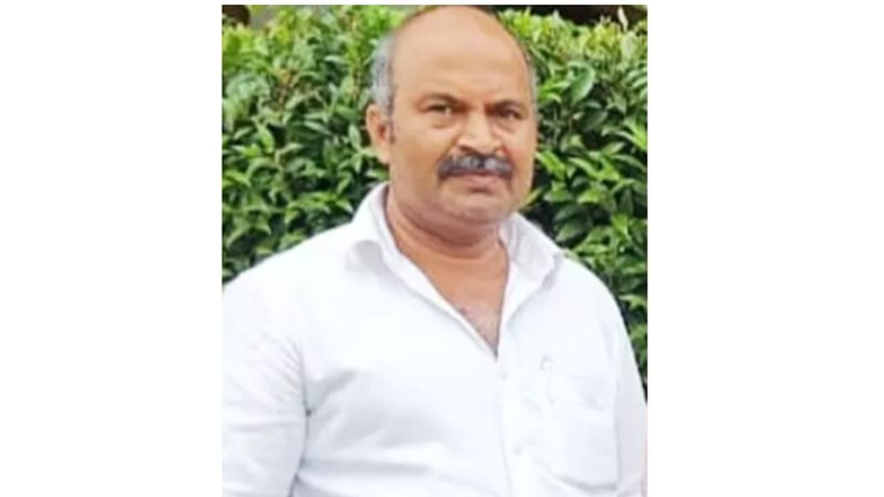 പ്രവാസി സാമൂഹിക പ്രവര്ത്തകന് നാട്ടില് നിര്യാതനായി പ്രവാസി സാമൂഹിക പ്രവര്ത്തകന് നാട്ടില് നിര്യാതനായി