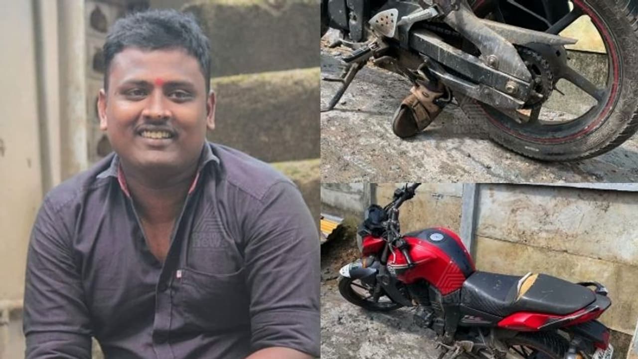 പാലക്കാട് ആർഎസ്എസ് പ്രവർത്തകൻ വെട്ടേറ്റു മരിച്ചു: പിന്നിൽ എസ്.ഡി.പി.ഐയെന്ന് ബിജെപി, മലമ്പുഴയിൽ ഇന്ന് ഹർത്താൽ