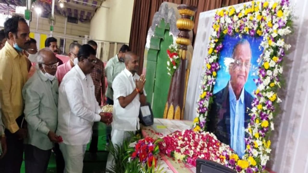 సాహితి సవ్యసాచి జలజం సత్యనారాయణ: మంత్రి శ్రీనివాస్ గౌడ్ సాహితి సవ్యసాచి జలజం సత్యనారాయణ: మంత్రి శ్రీనివాస్ గౌడ్