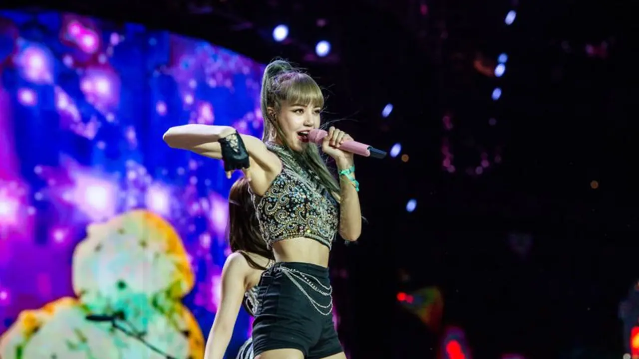 K pop takes spot in world stage! BLACKPINK' Lisa becomes 1st female artist with over 200 mn streams on Spotify K pop takes spot in world stage! BLACKPINK' Lisa becomes 1st female artist with over 200 mn streams on Spotify