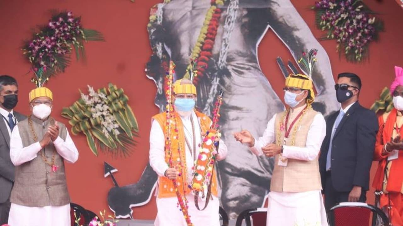 Birsa Munda: 'স্বাধীনতার পর থেকে আদিবাসীদের ভূমিকার কথা কেউ তুলেই ধরেনি', আক্ষেপ মোদীর Birsa Munda: 'স্বাধীনতার পর থেকে আদিবাসীদের ভূমিকার কথা কেউ তুলেই ধরেনি', আক্ষেপ মোদীর