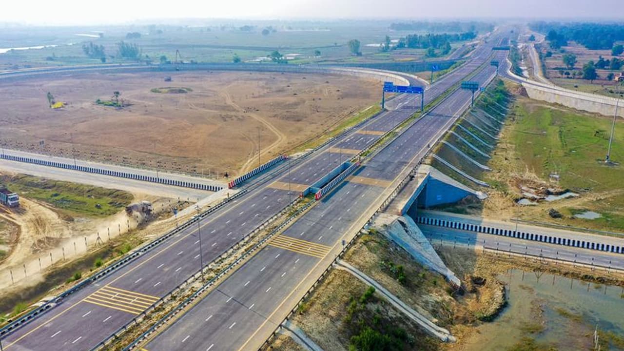 Purvanchal Expressway: যুদ্ধবিমানে সড়কে অবতরণ মোদীর, যোগী রাজ্যে আজ উদ্বোধন পূ্র্বাঞ্চল এক্সপ্রেসওয়ের Purvanchal Expressway: যুদ্ধবিমানে সড়কে অবতরণ মোদীর, যোগী রাজ্যে আজ উদ্বোধন পূ্র্বাঞ্চল এক্সপ্রেসওয়ের