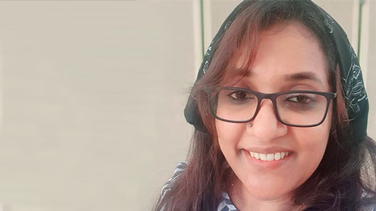 Golden visa| ഡോ.മംഗളം സ്വാമിനാഥന്‍ പുരസ്‌കാരവും ഗോള്‍ഡന്‍ വിസയും;അംഗീകാര നിറവില്‍ ചിത്രകാരി മുബ്ബാറക്ക് നിസ്സാ