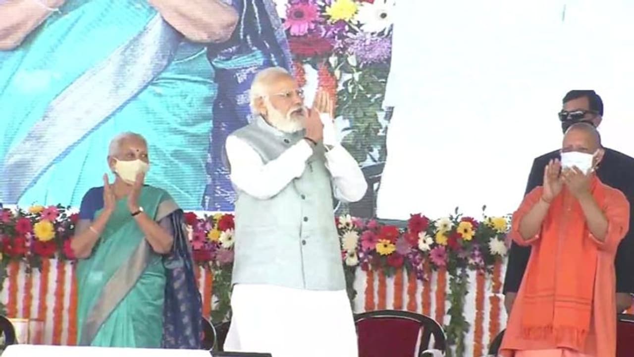 Narendra Modi নজর উত্তরপ্রদেশে, একাধিক জনমোহিনী প্রকল্পের উদ্বোধন নরেন্দ্র মোদীর