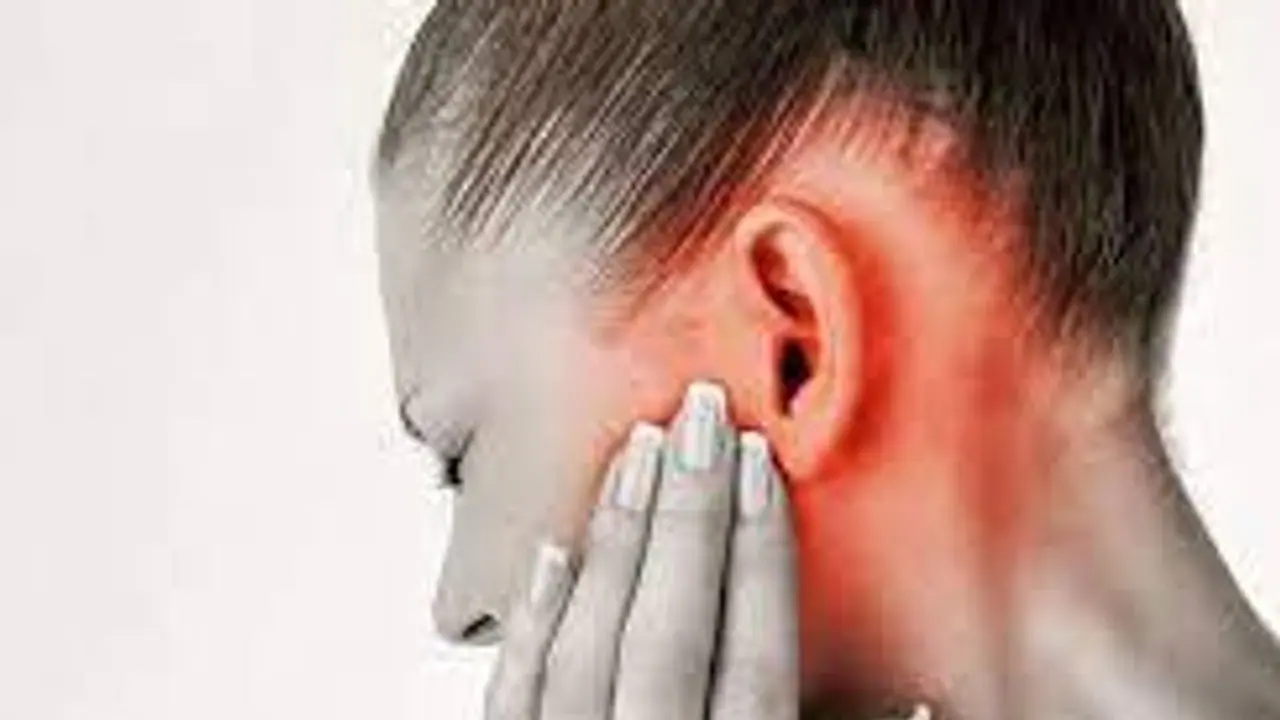குளிர்காலத்தில் குழந்தைகளுக்கு காது வலி வருவது ஏன்? தீர்வு உண்டா? குளிர்காலத்தில் குழந்தைகளுக்கு காது வலி வருவது ஏன்? தீர்வு உண்டா?