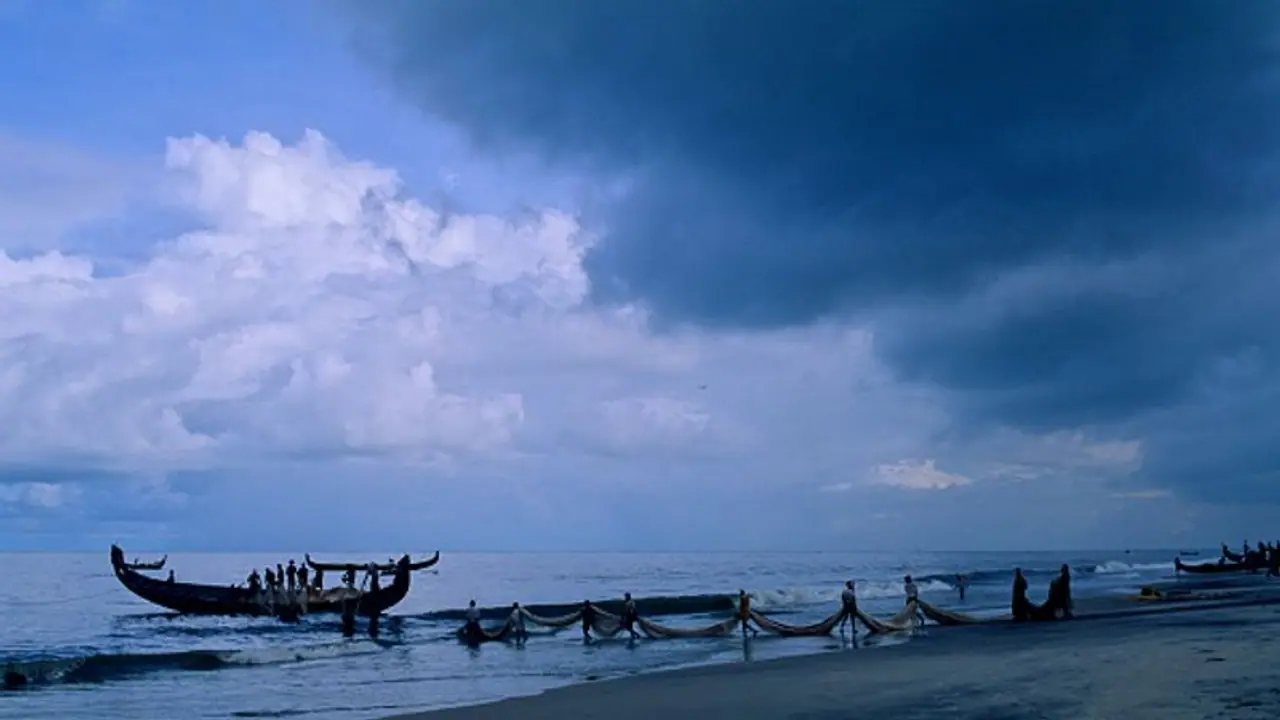 ಉತ್ತರ ಕನ್ನಡ: ಮುರ್ಡೇಶ್ವರಕ್ಕೆ ಬಂದಿದ್ದ ಇಬ್ಬರು ಸಮುದ್ರಪಾಲು