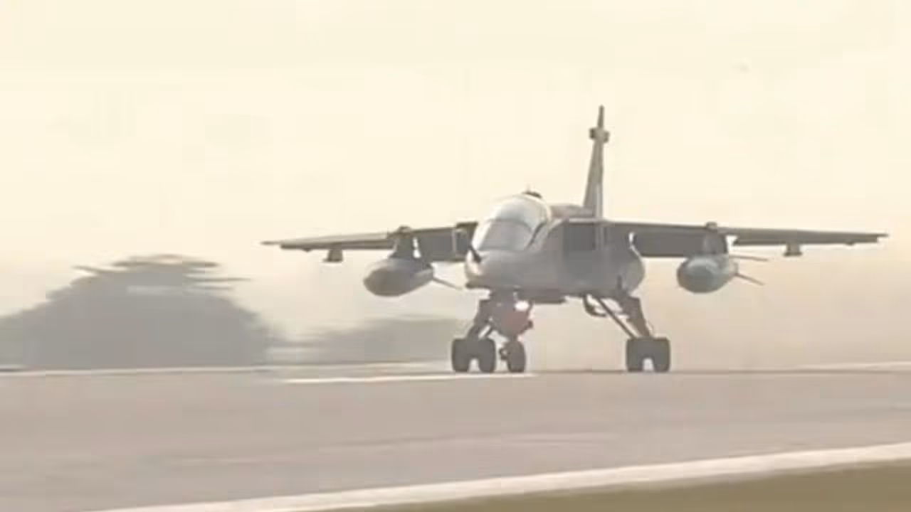 ఎఎఫ్ టీసీ ట్రైనీ క్యాడెట్ మృతి.. ఆరుగురు ఎయిర్ ఫోర్స్ అధికారులపై హత్య కేసు.. ఎఎఫ్ టీసీ ట్రైనీ క్యాడెట్ మృతి.. ఆరుగురు ఎయిర్ ఫోర్స్ అధికారులపై హత్య కేసు..