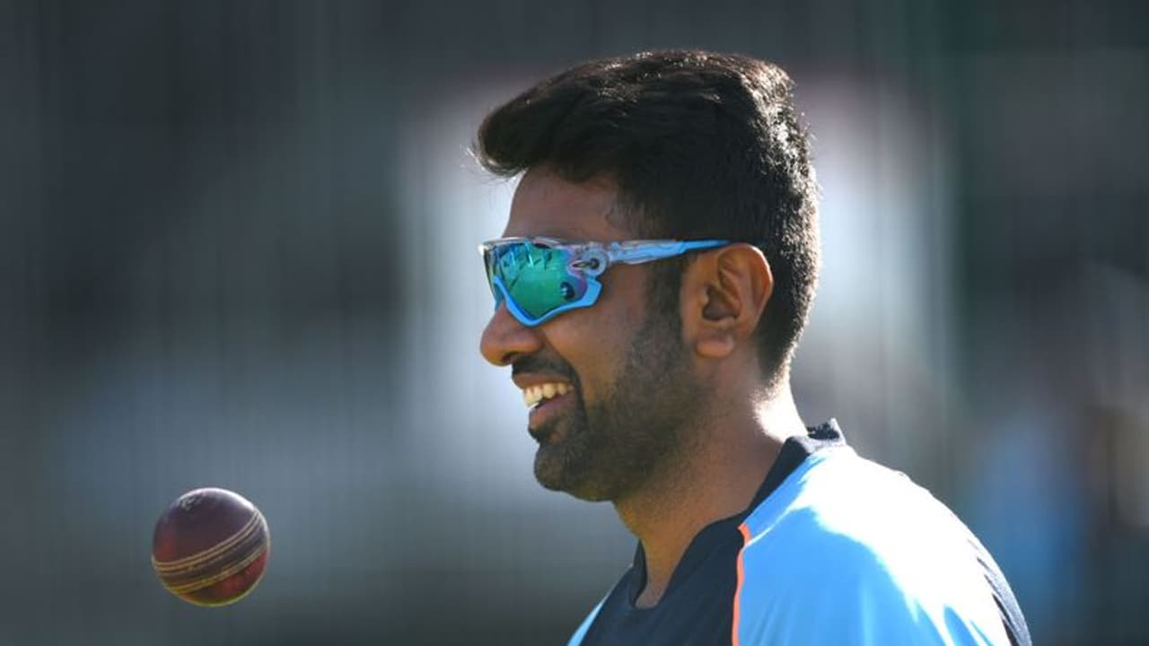 ENG vs IND : എഡ്ജ്ബാസ്റ്റണ് ടെസ്റ്റ്; മൂന്ന് വമ്പന് റെക്കോര്ഡുകള്ക്ക് അരികെ രവിചന്ദ്ര അശ്വിന് ENG vs IND : എഡ്ജ്ബാസ്റ്റണ് ടെസ്റ്റ്; മൂന്ന് വമ്പന് റെക്കോര്ഡുകള്ക്ക് അരികെ രവിചന്ദ്ര അശ്വിന്