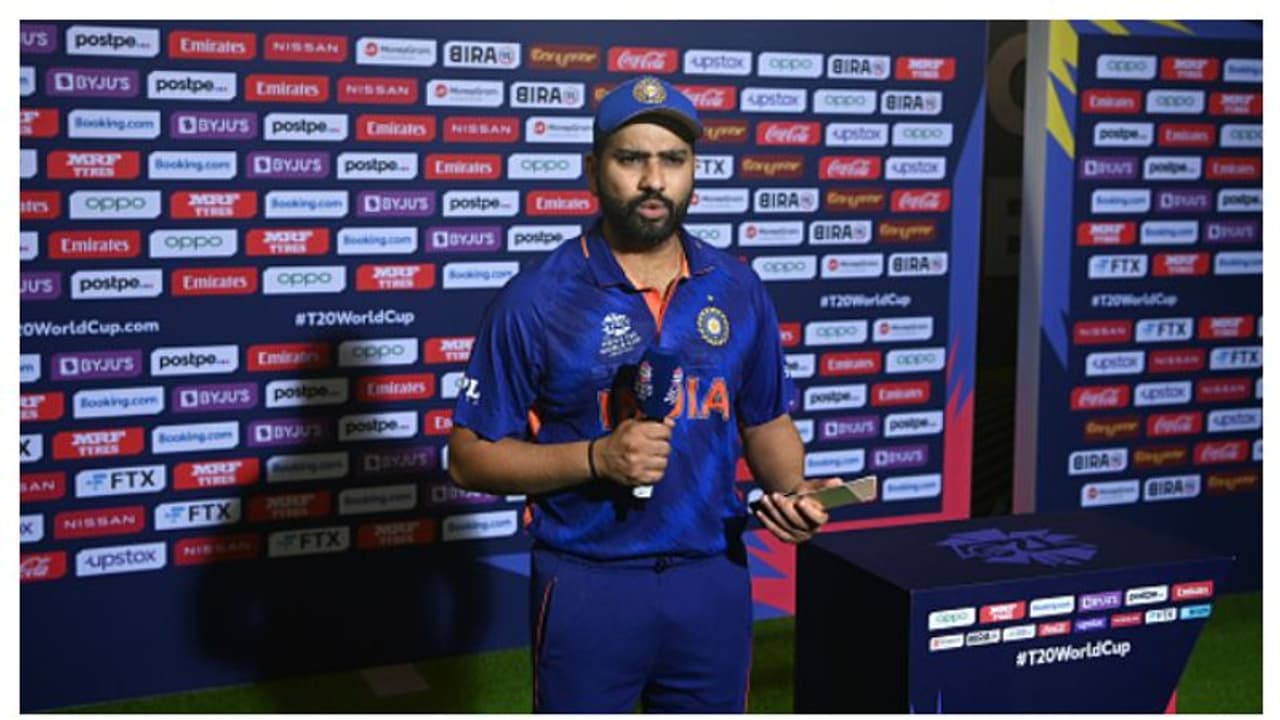 Rohit Sharma শুরুতেই 'ছক্কা', সতীর্থদের পাশে দাঁড়িয়ে বড় বার্তা নতুন অধিনায়কের Rohit Sharma শুরুতেই 'ছক্কা', সতীর্থদের পাশে দাঁড়িয়ে বড় বার্তা নতুন অধিনায়কের