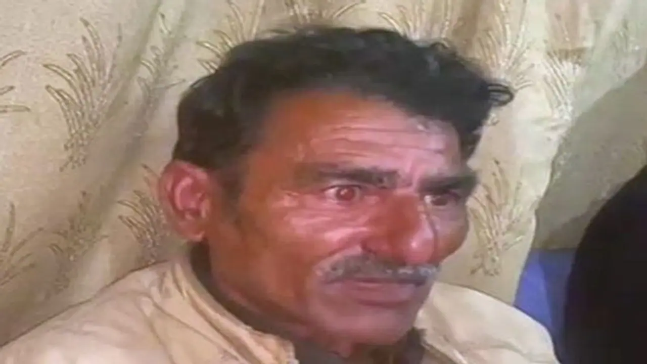 Haiderpora encounter: मारे गए आमिर के पिता बोले आतंकवाद के खिलाफ लड़ाई का इनाम मेरे बेकसूर बेटे को मारकर दिया