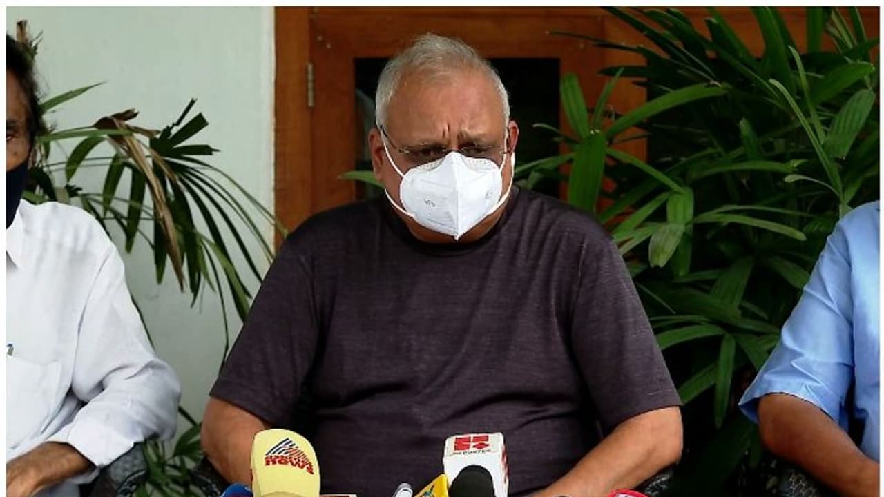 'സീറ്റ് ചര്‍ച്ചയില്‍ പങ്കെടുത്തയാള്‍ തന്നെ ആരോപണം ഉന്നയിക്കുന്നു'; കഴമ്പില്ല, വിമതരെ തള്ളി ശ്രേയാംസ് കുമാര്‍