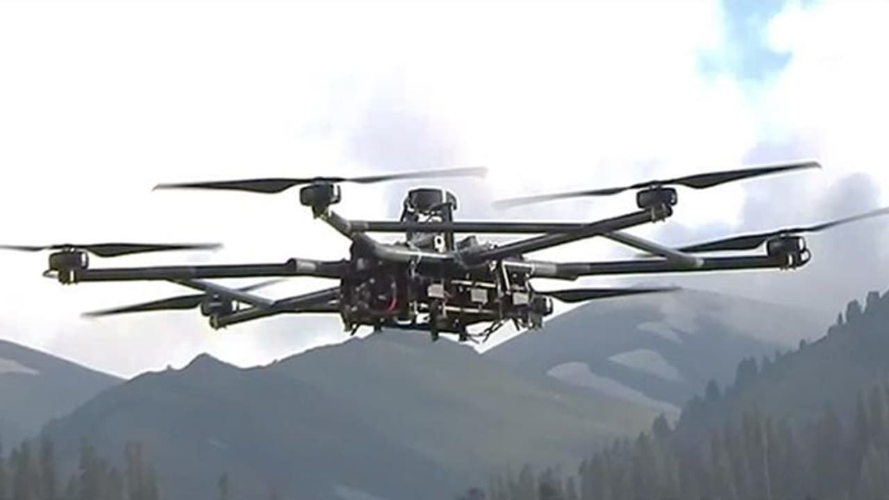 Drone Technology : ಆವಿಷ್ಕಾರಕ್ಕೆ ಕೊನೆ ಎಲ್ಲಿ.. ಡ್ರೋಣ್ ಮೂಲಕ ಬ್ಲಡ್ ಸ್ಯಾಂಪಲ್ !