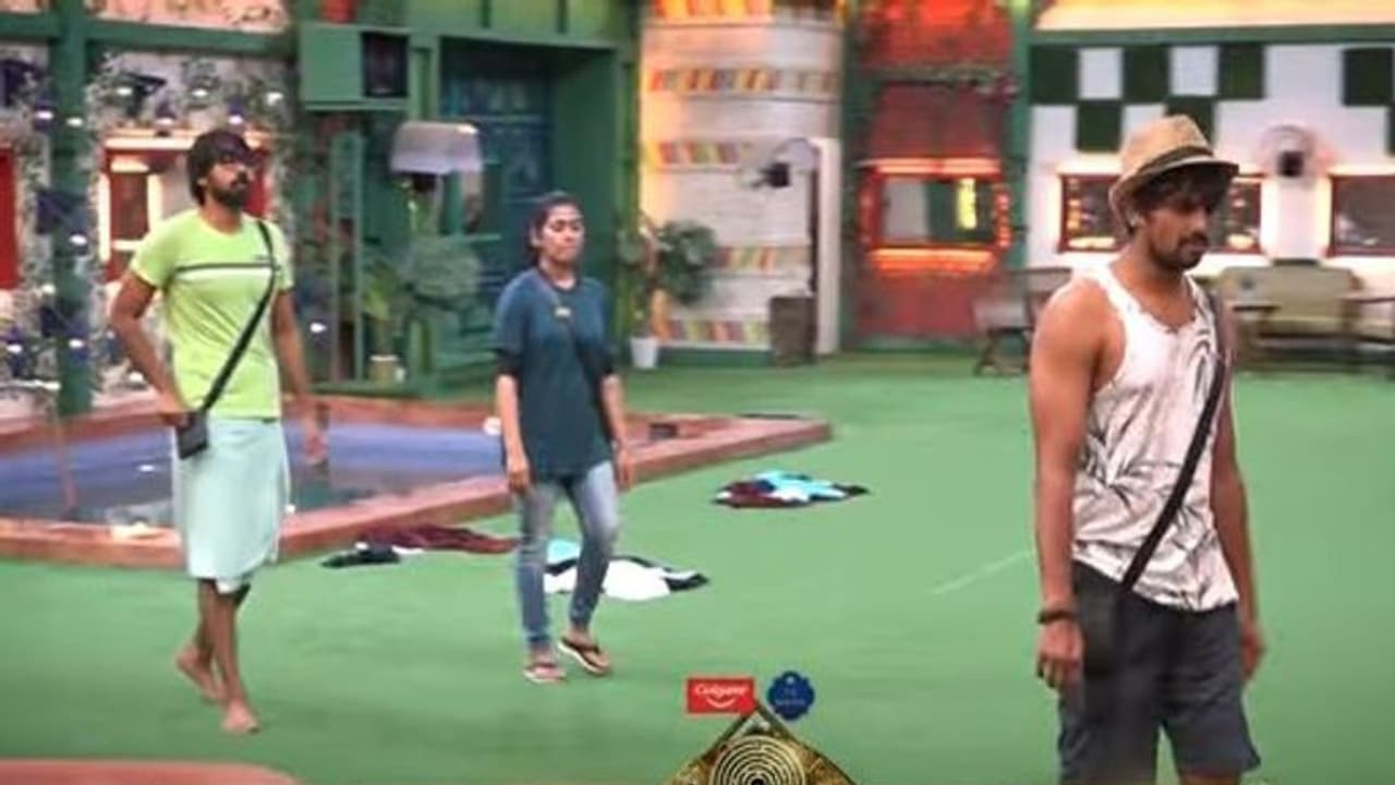 Bigg Boss Telugu 5: ఫ్రెండ్స్ మధ్య చిచ్చు పెట్టిన టీషర్ట్స్.. షూట్ చేసుకుని స్విమ్మింగ్ పూల్లో పడ్డ సన్నీ Bigg Boss Telugu 5: ఫ్రెండ్స్ మధ్య చిచ్చు పెట్టిన టీషర్ట్స్.. షూట్ చేసుకుని స్విమ్మింగ్ పూల్లో పడ్డ సన్నీ