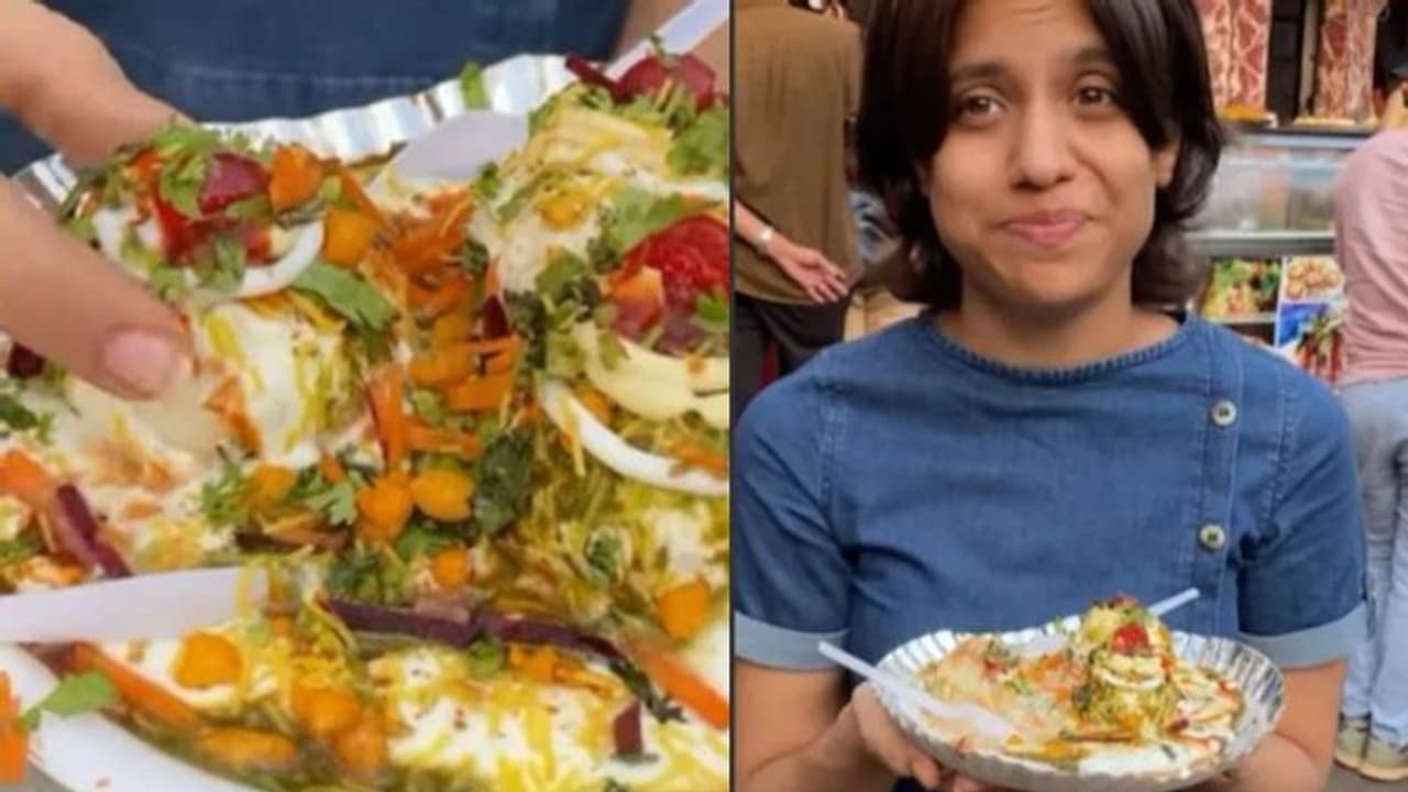 രസഗുളയ്ക്കൊപ്പം ടിക്കി ചാട്ട്; ഇതെന്ത് പരീക്ഷണമെന്ന് സോഷ്യല് മീഡിയ രസഗുളയ്ക്കൊപ്പം ടിക്കി ചാട്ട്; ഇതെന്ത് പരീക്ഷണമെന്ന് സോഷ്യല് മീഡിയ