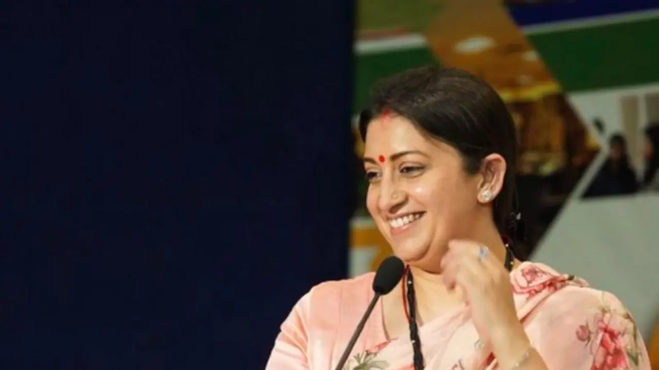 Smriti Irani’s ‘one single slap from mom cleans aura’ goes viral, leaves netizens in splits