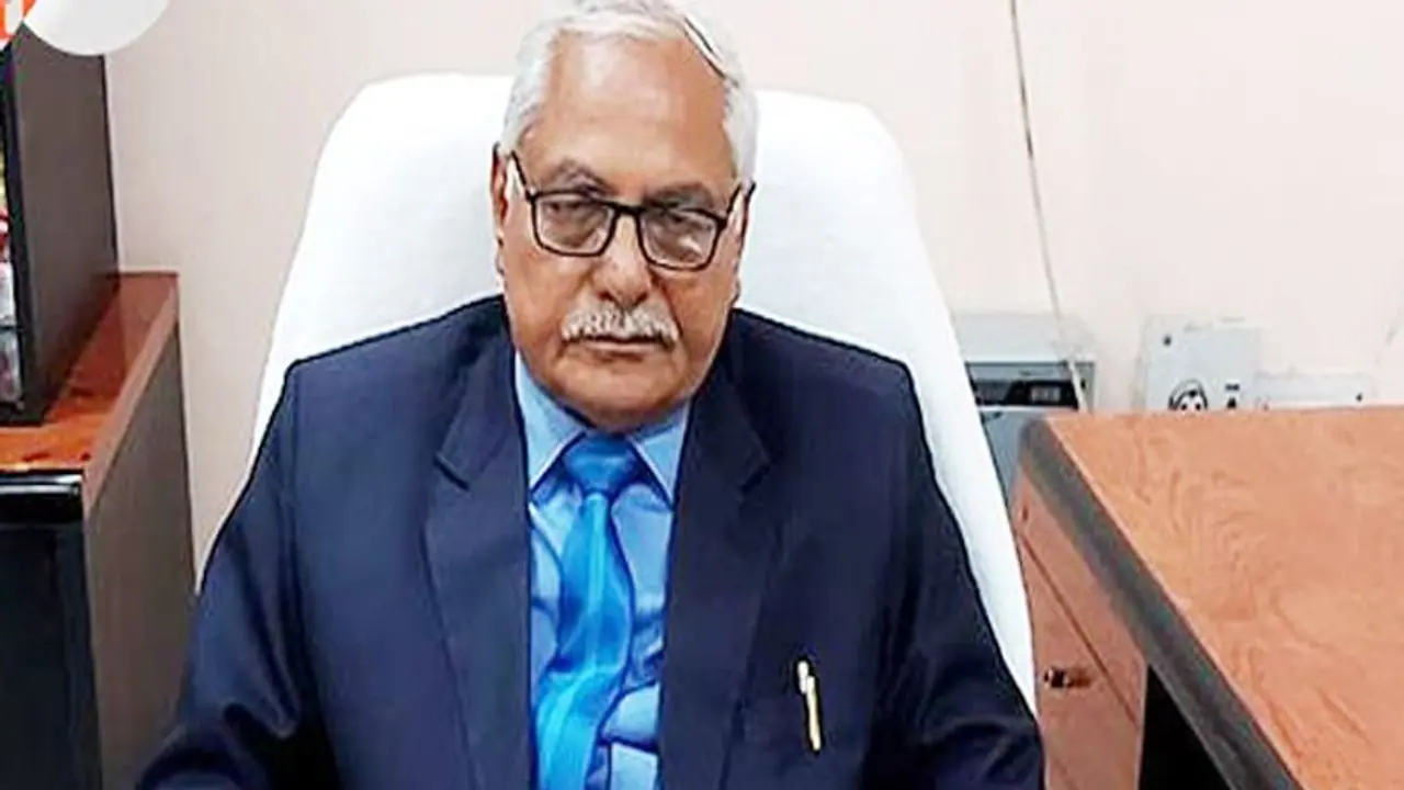 मगध यूनिवर्सिटी के VC ने कर डाली करोड़ों की काली कमाई, घर से मिले 70 लाख कैश और गहने..विदेशी मुद्रा भी मगध यूनिवर्सिटी के VC ने कर डाली करोड़ों की काली कमाई, घर से मिले 70 लाख कैश और गहने..विदेशी मुद्रा भी